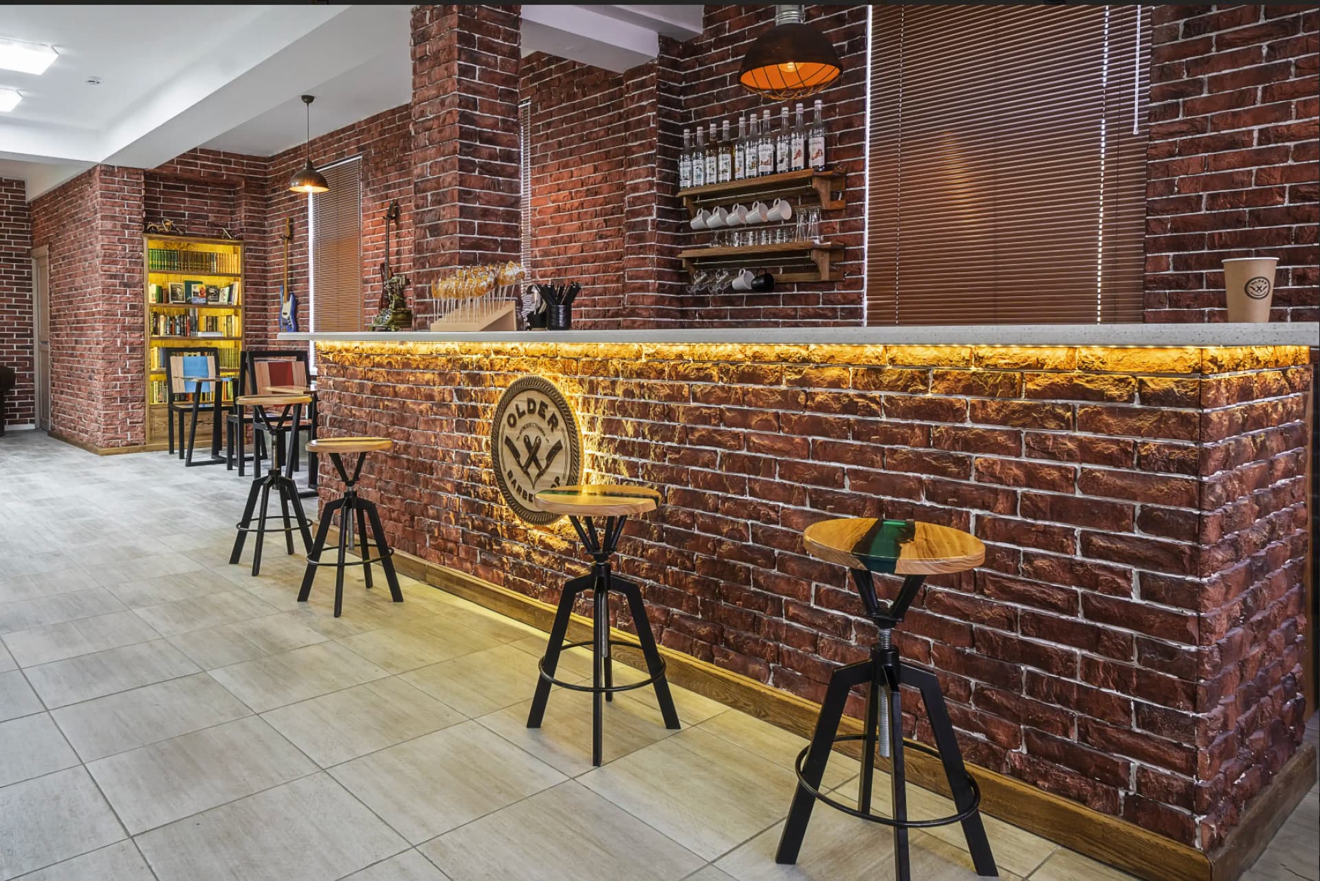 Интерьер барбершопа